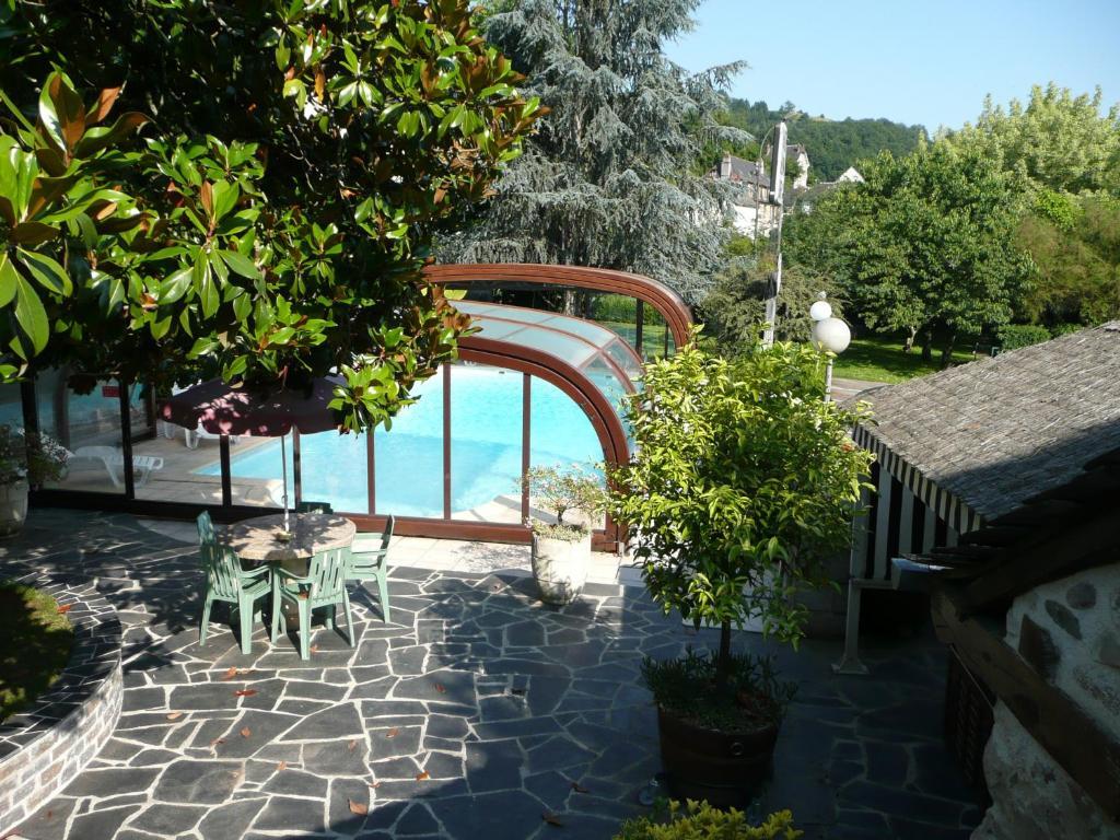 Hotel Du Lion D'Or Entraygues-sur-Truyère المظهر الخارجي الصورة
